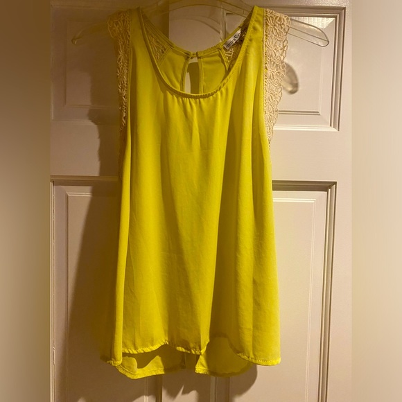 Women’s Medium MoaMoa open back tank top - Picture 1 of 2
